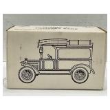 ERTL 1/25 1917 FORD MODEL T DELIVER TRUCK BANK -