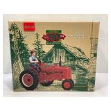 ERTL 1/16 FARMALL H TRACTOR WITH FARMER 50TH
