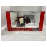 SPECCAST 1/16 FARMALL 504 NARROW FRONT TRACTOR