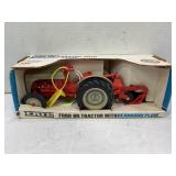 ERTL 1/16 FORD 8N TRACTOR WITH DEARBORN PLOW IN