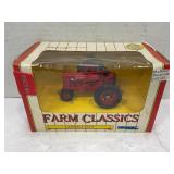 ERTL 1/43 FARM CLASSICS FARMALL M-TA IN ORIGINAL