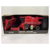 ERTL 1/32 CASE IH 2188 AXIAL-FLOW COMBINE 1995
