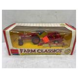 ERTL 1/43 FARM CLASSICS FARMALL M-TA IN ORIGINAL