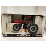 ERTL CASE IH 1/16 COLLECTORS EDITION MAGNUM MX270
