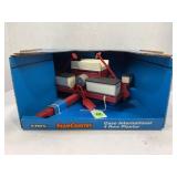 ERTL 1/16 FARM COUNTRY CASE INTERNATIONAL 4 ROW