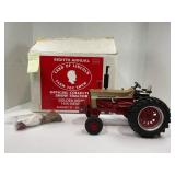 1/16 INTERNATIONAL FARMALL 1456 TURBO DEMONSTRATOR