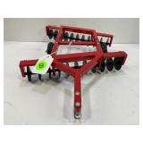 1/16 WHITE PULL BEHIND PLOW TOY