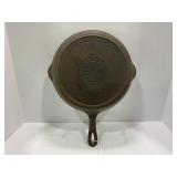 GRISWOLD NO. 9 710H CAST IRON SKILLET WITH HEAT