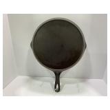 NO. 10 CAST IRON SKILLET WITH HEAT RING - 11 1/4'