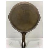 WAGNERWARE NO. 6 CAST IRON SKILLET 1056D - 8 1/2'
