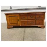 ROLL AROUND MAHAGONY COFFEE TABLE WITH 2 DRAWERS