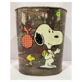 CHEINCO PEANUTS SNOOPY & CHARLIE BROWN METAL TRASH