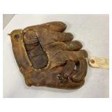 789.  Wesreens Early 1900's VIntage Baseball Mitt
