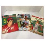 264.  Cincinnati Reds Sports Illustrated Lot Seave