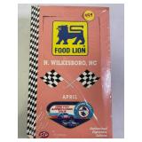 434.  Food Lion Auth Signature Ed. SEALED Wax Box