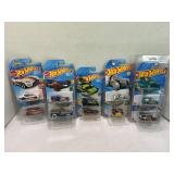 LOT OF 10 HOT WHEELS CARS IN FACTORY SEALED