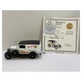 Danbury Mint 1/24 1930's Borden's Milk Truck