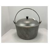 CLUB ALUMINUM DUTCH OVEN WITH LID & HANDLE -