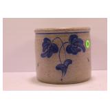 ROWE POTTERY WORKS STONEWARE CROCK W/BLUE MOTIF -