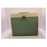 SINGER MODEL 221 FEATHERWEIGHT PORTABLE SEWING