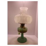 ALADDIN NU-TYPE ANTIQUE OIL LAMP