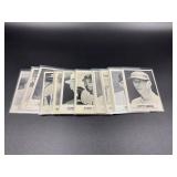 LOT OF 21 MOSSY CARD DEALER MLB CARDS