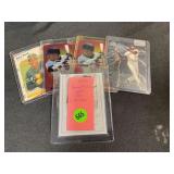LOT OF 5 MLB BARRY BONDS CARDS