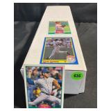 BOX OF MIXED 1990-1991 SCORE MLB CARDS