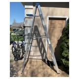 WERNER ALUMINUM 8' STEP LADDER