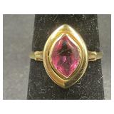 10K GOLD RING WITH PINK STONE SIZE 6 3/4