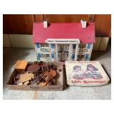 DOLL HOUSE, LITTLE HOME MAKER PLASTIC GARDEN