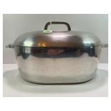 WAGNER WARE MAGNALITE ALUMINUM ROASTER - 4265-M