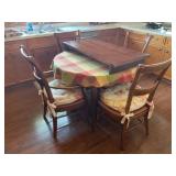 WHITE FURNITURE COMPANY KITCHEN TABLE WITH FOUR