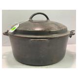 WAGNERWARE 1268 CAST IRON DUTCH OVEN WITH ORIGINAL