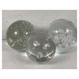 LOT OF THREE HAND BLOWN GLASS PAPERWEIGHT