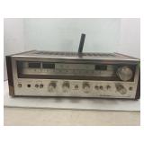 PIONEER STEREO RECEIVER SX-680 - POWERS UP