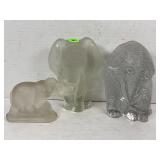 NATS JONASSON ROYAL KRONA CRYSTAL GLASS ELEPHANT