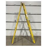 WERNER 8 FOOT FIBERGLASS STEP LADDER