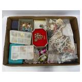 LARGE LOT OF ASSORTED ESTATE JEWELRY