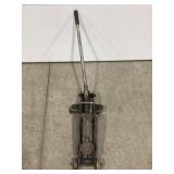 HYDRAULIC ROLL AROUND FLOOR JACK