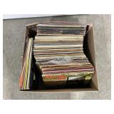 LARGE LOT OF 33 RPM VINTAGE RECORDS