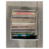 LARGE LOT OF VINTAGE RECORDS 33 RPM