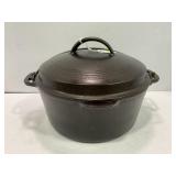 WAGNER WARE 1267E CAST IRON DUTCH OVEN W/