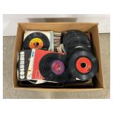 LARGE LOT OF VINTAGE RECORDS 45 RPM