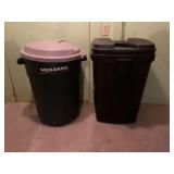 MENARDS 33 GALLON RUBBERMAID TRASHCAN AND OTHER