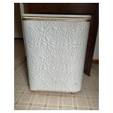 REDMON MID CENTURY MODERN CLOTHES HAMPER WITH