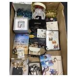 LARGE LOT OF ESTATE COSTUME JEWELRY
