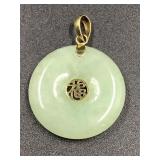14KT GOLD JADE PENDANT - TOTAL WEIGHT - 4.24 GRAMS
