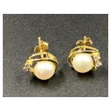 14KT GOLD EARRINGS WITH STONES - 2.28 GRAMS