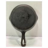 WAGNERWARE #3 1053 U CAST IRON SKILLET - 6"